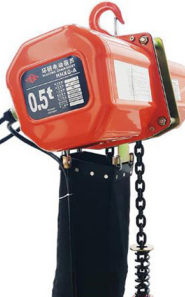 鏈條電動妖精视频在线观看高清參與地下室發電機安裝工作